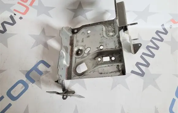 Nissan Rogue Battery tray 237144BA0B 648604BA0A