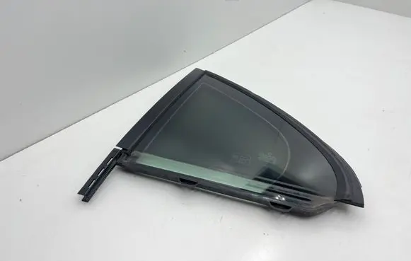 Mercedes-Benz C W205 Rear side window A2057300055 A2057300555 A2057305900