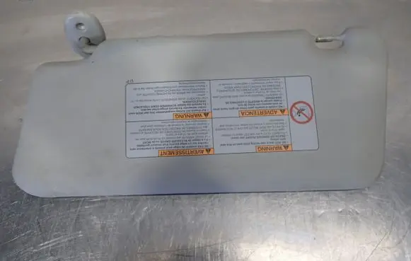 Suzuki Grand Vitara II Sun visor