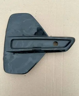 Volvo XC40 Front bumper lower grill 32347389 S3DHA