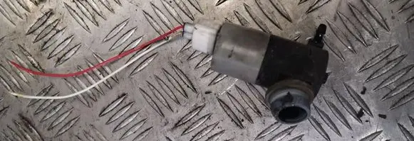 Toyota Avensis T270 Windscreen/windshield washer pump