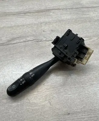 Toyota Yaris Indicator stalk 173648