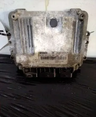 Renault Master II Engine control unit/module 8200311550 8200311558 0281011432