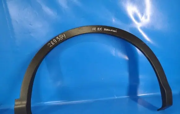 Nissan Qashqai Front arch trim 638104EA0A