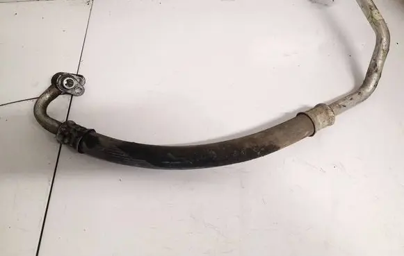 Air conditioning (A/C) pipe/hose