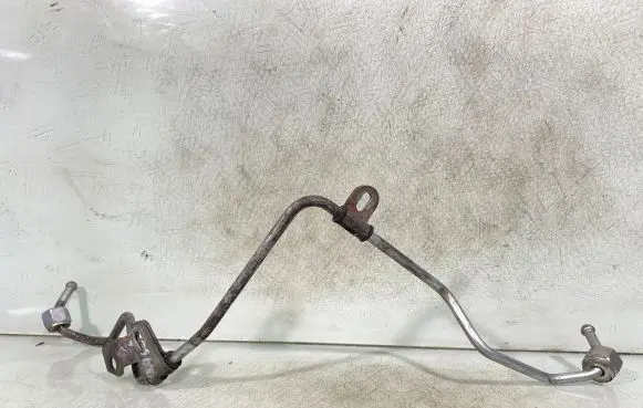 Nissan Qashqai Fuel injector supply line/pipe 734026a 070330