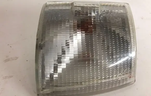 Volkswagen Transporter - Caravelle T4 Front indicator light