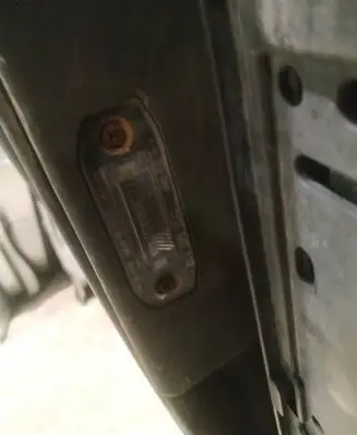 Volvo V70 Number plate light 