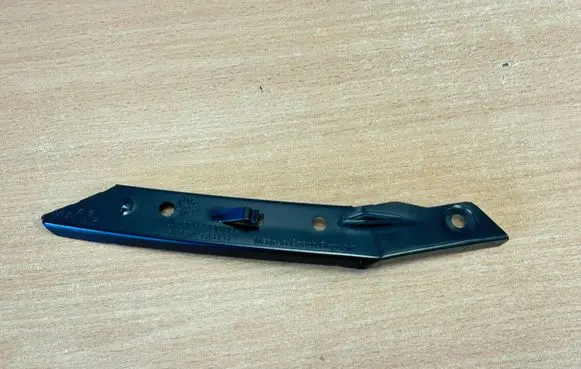 Skoda Superb B8 (3V) Front bumper mounting bracket 3V0807183