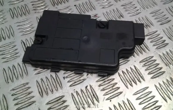 Audi RS4 Other interior part 8E0937548