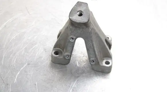 Audi A6 S6 C7 4G Engine mounting bracket 8K0199307BJ
