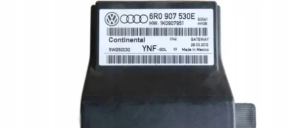 Skoda Fabia Mk2 (5J) Gateway control module 6R0907530E