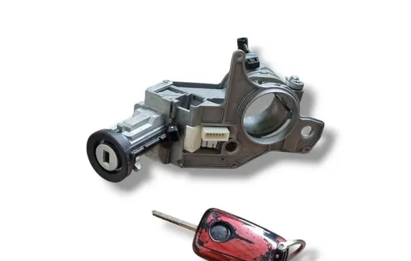 Opel Zafira B Ignition lock 2421430