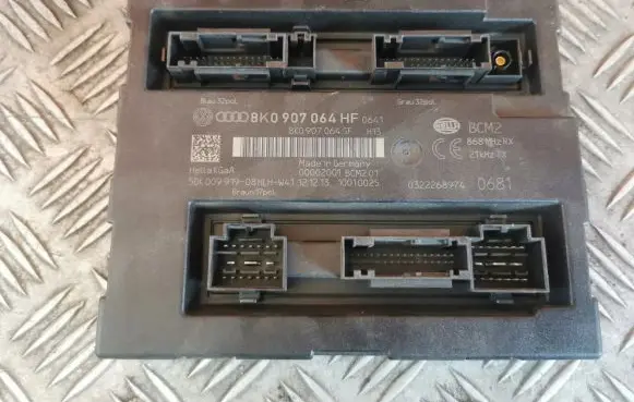Audi A4 S4 B8 8K Comfort/convenience module 8K0907064HF