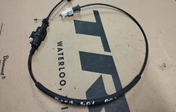 Chrysler Neon II Throttle cable 