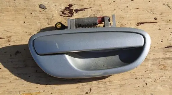 Subaru Legacy Front door exterior handle