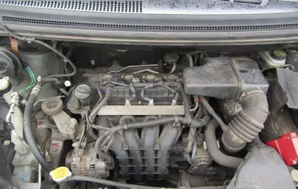 Mitsubishi Colt Engine 