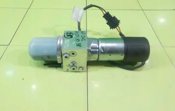 Audi A3 S3 8P Folding roof motor 1042219