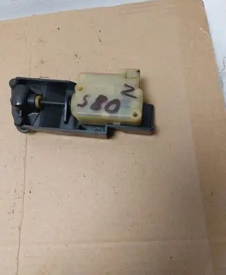 Volvo S80 Central locking motor 30716837