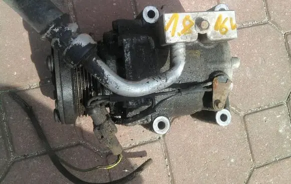 Ford Focus Air conditioning (A/C) compressor (pump)