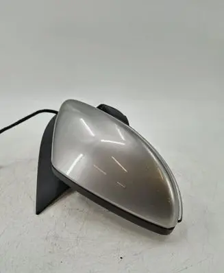 Volkswagen PASSAT CC Front door electric wing mirror E1012522