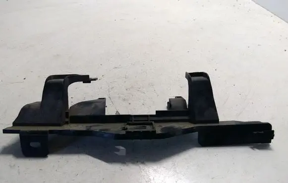 Renault Latitude (L70) Other engine bay part 242306268R