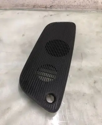 Hyundai Kona II Dash center speaker trim cover 84715be000