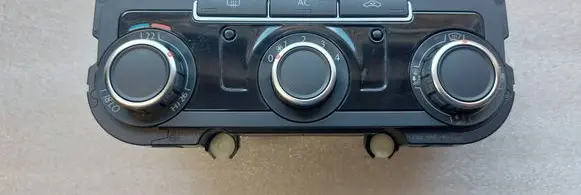Volkswagen Golf VI Climate control unit 3C8907336H