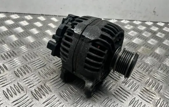 Skoda Octavia Mk2 (1Z) Generator/alternator 06F903023F 0124525091
