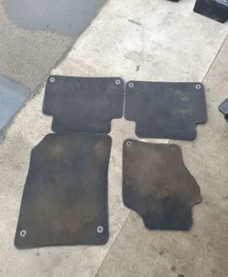 Audi Q7 4L Car floor mat set 4L0864450 4L0862477 4L0862478