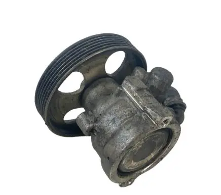 Peugeot 407 Power steering pump 9647790780