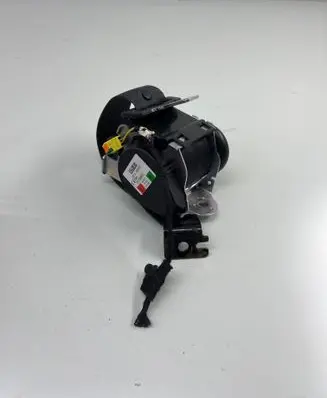 Jaguar F-Pace Rear seatbelt Hk83611b68
