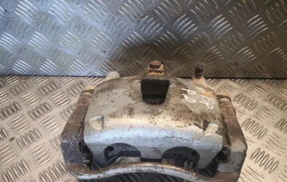 Jeep Grand Cherokee (WK) Front brake caliper 5143692AA