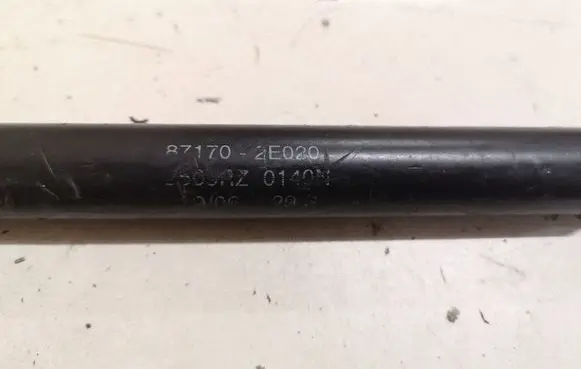 Hyundai Tucson JM Rear window strut damper 871702E020