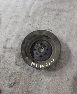 Mitsubishi Pajero Crankshaft gear 