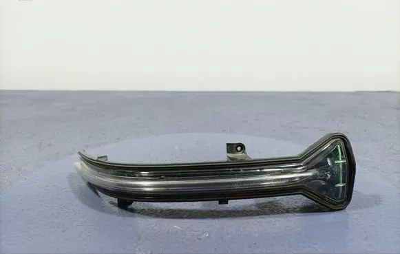 Audi A4 S4 B7 8E 8H Front fender indicator light 7414650