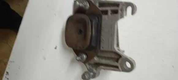 Gearbox mount