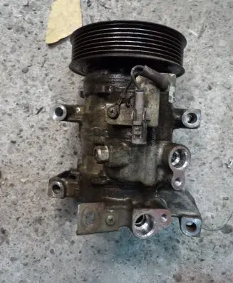 Toyota Hilux (AN120, AN130) Air conditioning (A/C) compressor (pump) 4472802720