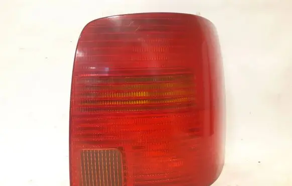 Volkswagen PASSAT B5 Rear/tail lights 3B9945112J