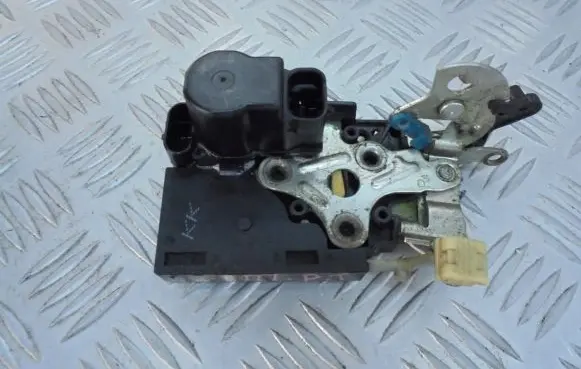 Chevrolet Lacetti Rear door lock