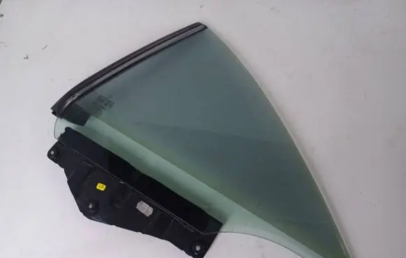 Mercedes-Benz SL R230 Rear side window 43R-001025 43R001025 DOT27AS2M24100