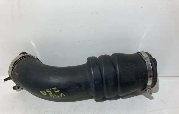 Volvo V50 Intercooler hose/pipe 08692401