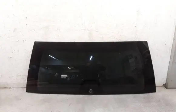 Mercedes-Benz ML W163 Rear windscreen/windshield window