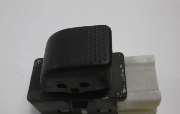 Subaru Legacy Electric window control switch 83071AE040