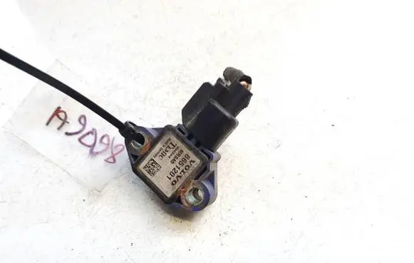Volvo V50 Airbag deployment crash/impact sensor 8651201 8042a4