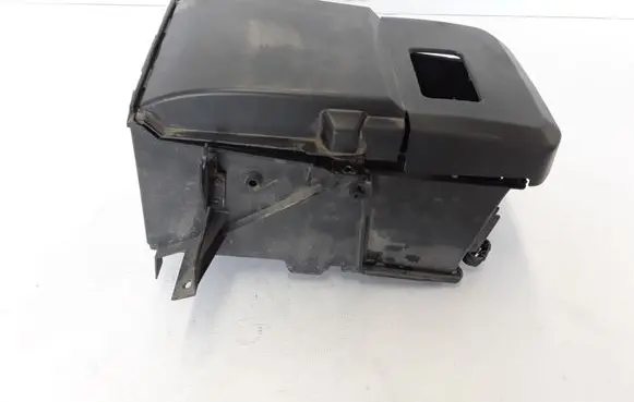 Volvo C70 Battery bracket 