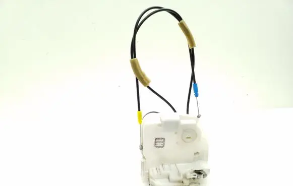 Mitsubishi Outlander Front door lock