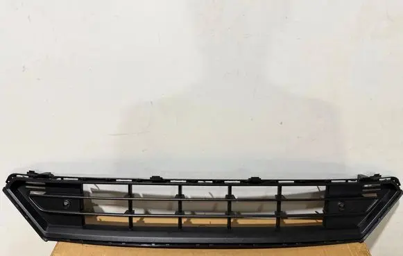 Volvo XC40 Front grill 32136098