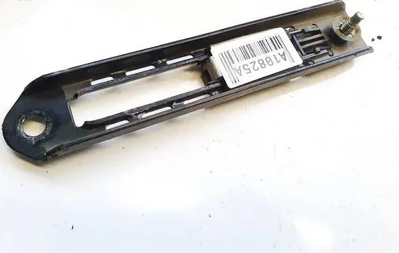 Opel Astra H Seat belt adjustment rail 83016011000