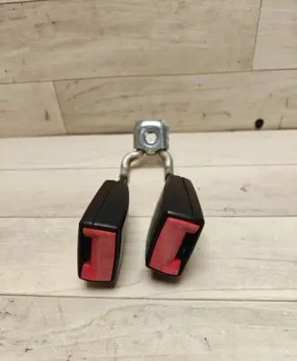 Volkswagen Polo V 6R Middle seatbelt buckle (rear) 6Q0857488D